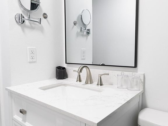 4th image of 142 Bowater Rd