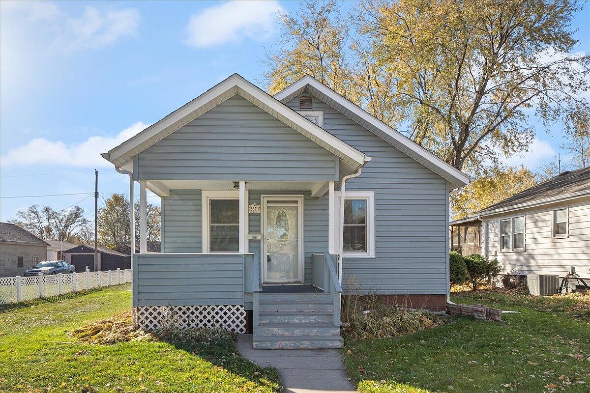2821 3rd Ave, Council Bluffs, IA 51501 MLS 232003 Zillow