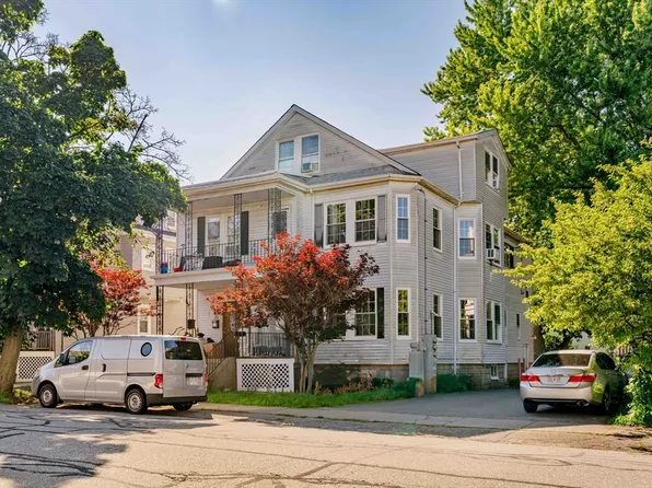 119 119/121 Dexter Ave, Watertown, MA 02472