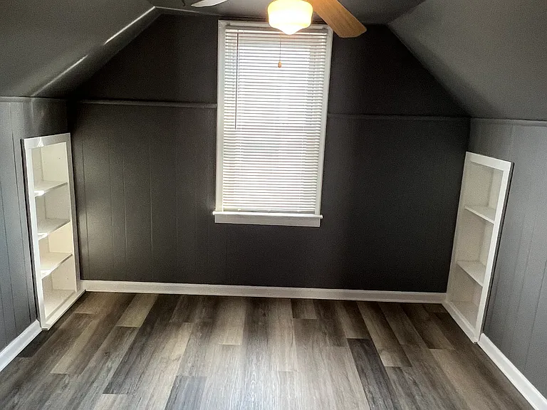 13108 Sherman Ave — Photo 14