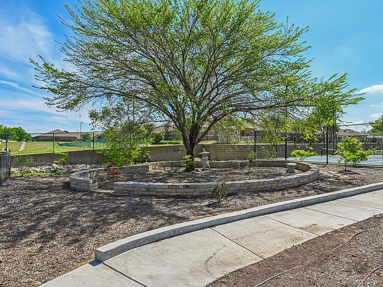 Fort Worth Meadows Apartments — Photo 22