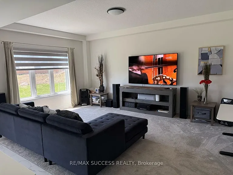 149 Savannah Ridge Dr — Photo 6