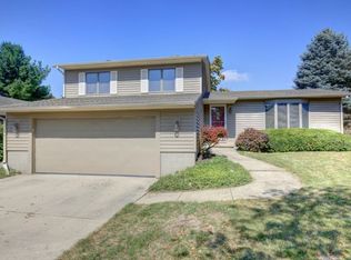 2506 Southwood Dr, Champaign, IL