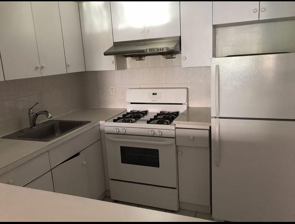 1st image of 31-30 137th St Floor 2
