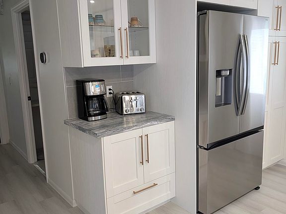 4th image of 37045 Exuma Bay