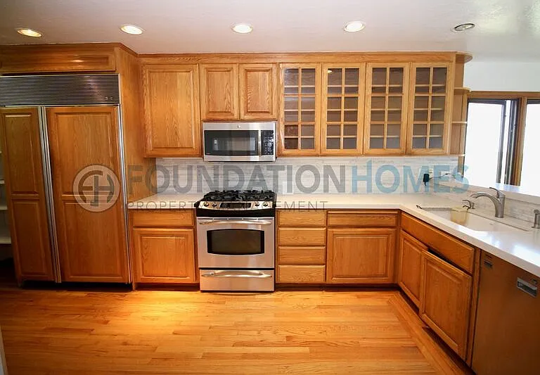 160 Kaden Dr — Photo 3