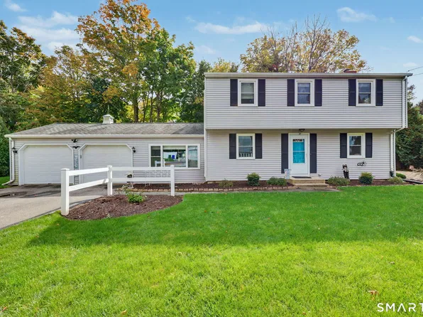 3 Nutmeg Drive, Clinton, CT 06413