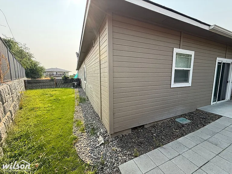 7905 Skyline Way — Photo 17