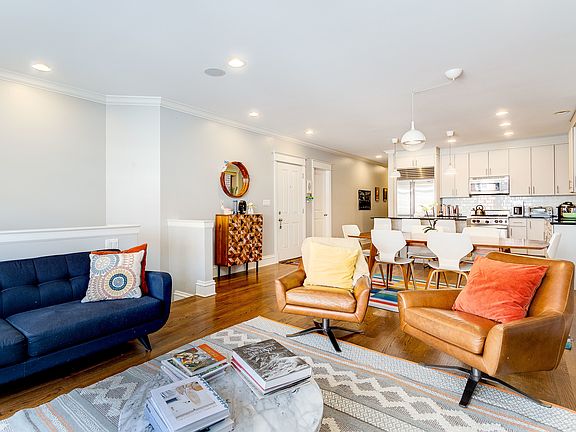 4th image of 2708 N Lehmann Ct APT 1N