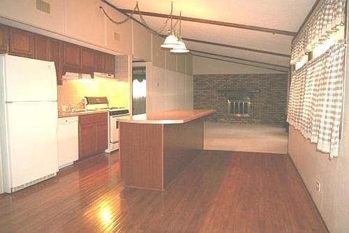 5th image of 29 Yorkshire Dr