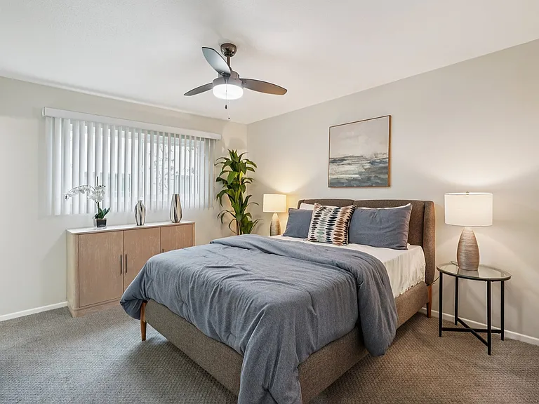 3 BD DOWNSTAIRS