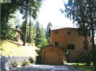 95022 Country Rd, Coos Bay, OR 97420