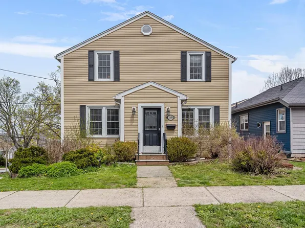 3585 Acadia St, Halifax, NS B3K 3P5