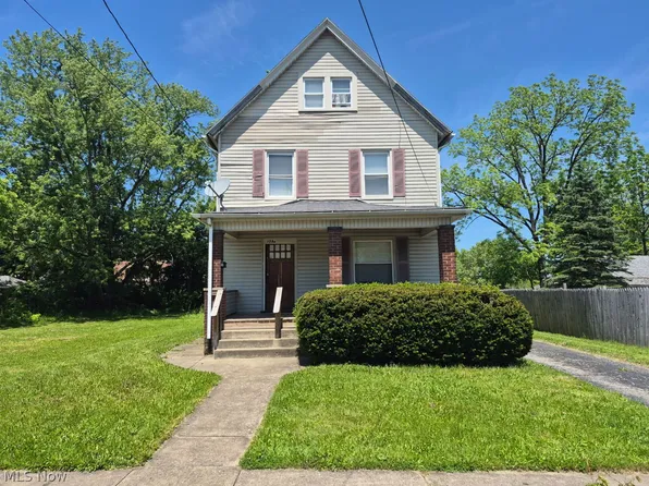 1594 2nd St, Youngstown, OH 44509