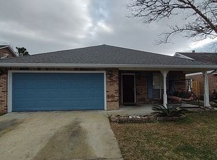 2081 Woodfield Ln, Biloxi, MS 39532