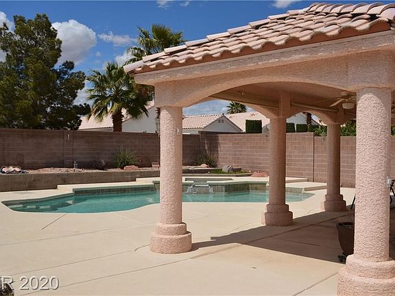 5th image of 4441 Blue Royal Dr