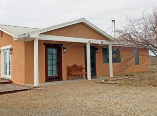 5 Cactus Flower Rd, Ranchos De Taos, NM 87557