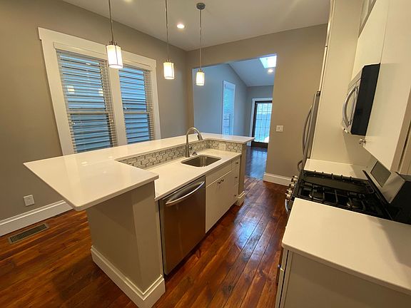 5th image of 1197 Hunter Ave #1197