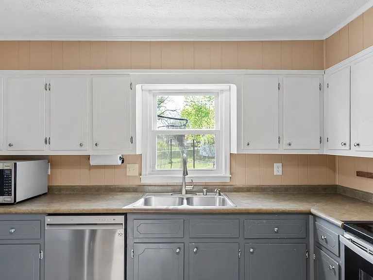 3611 Bahama Dr — Photo 16