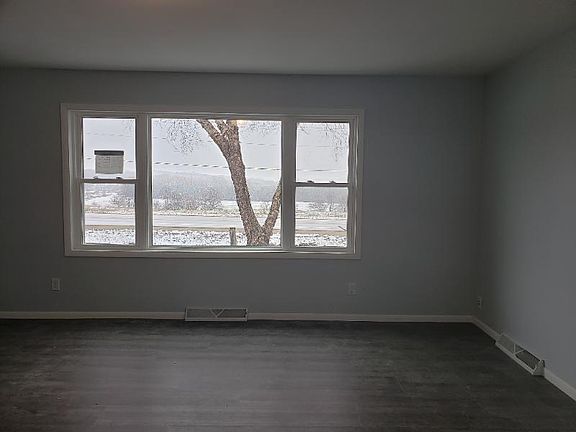 4th image of 3217 County Highway Ab