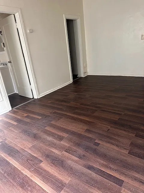 Studio, 400 sqft, $1,395 — Photo 3