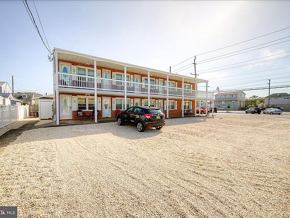 3rd image of 8501 Long Beach Blvd #8