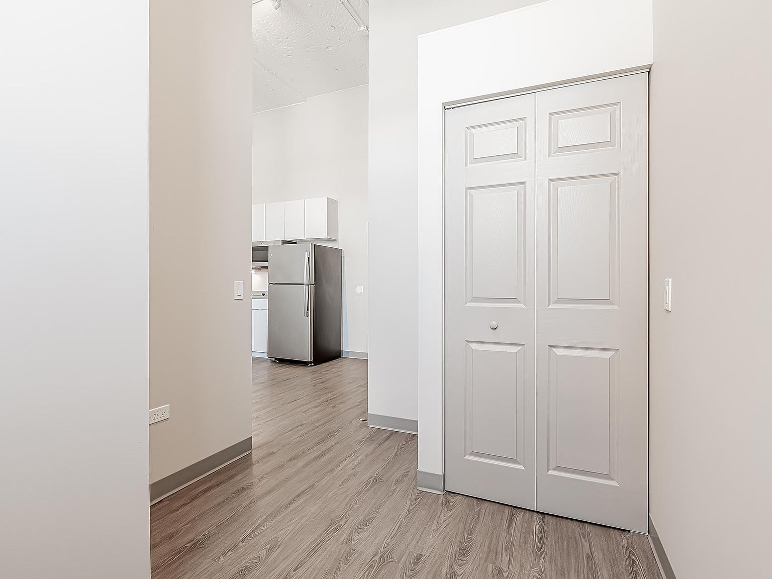 61 E 21st St Convertible 1 Bedroom Apartment, Chicago, IL 60616 Zillow