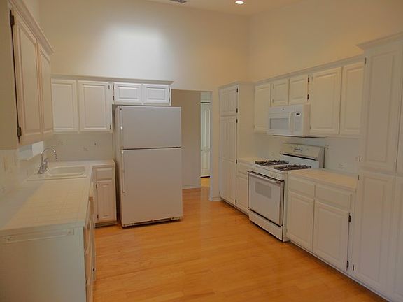 5th image of 111 Mesa Del Sol
