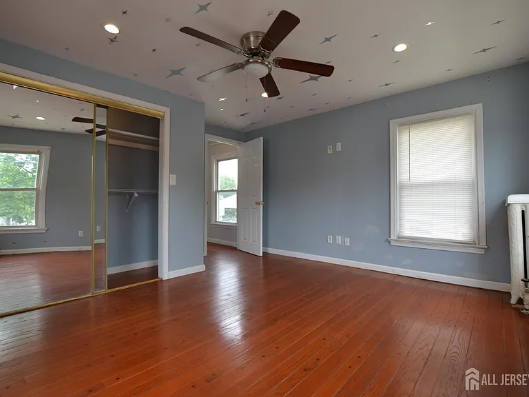 259 Main St — Photo 18