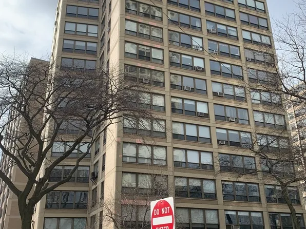 5050 S East End Ave APT 1E, Chicago, IL 60615