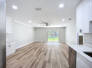 1305 Eagle View Dr, Brandon, FL 33510