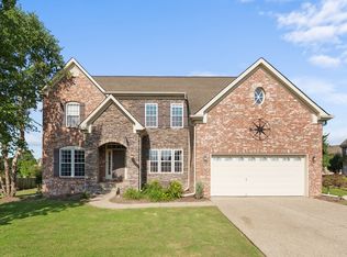 1017 Queens Pl, Spring Hill, TN 37174