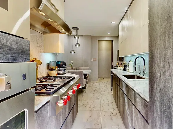 10 Avenue P image 4 of 34