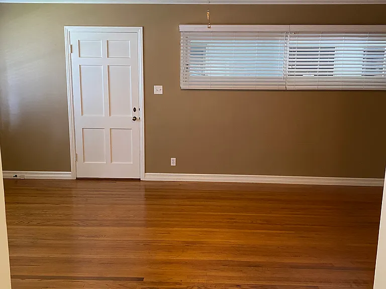 836 W Almond Ave — Photo 16