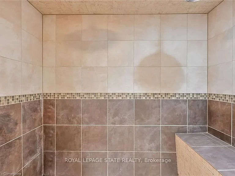 221 Gray Rd #B — Photo 19