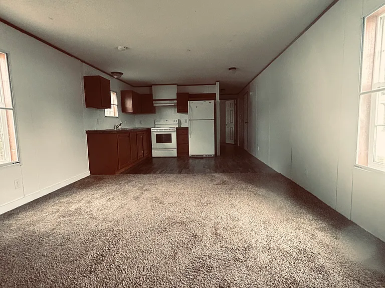 Becraft Ln — Photo 1