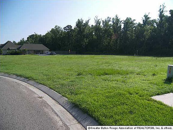 5th image of 1 Twin Circle Dr