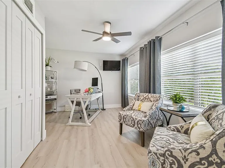 3922 Fontainebleau Dr — Photo 36