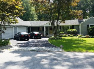 47 Linden Rd, Barrington, RI 02806