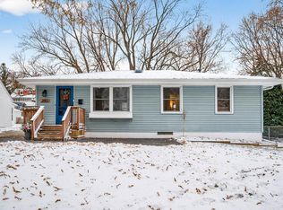 2013 Gettysburg Ave N, Golden Valley, MN 55427