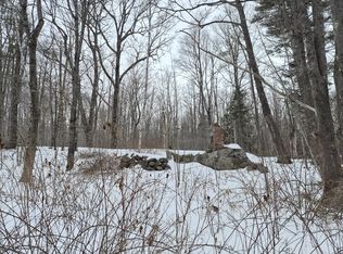 8 Williams Rd, Vassalboro, ME 04989