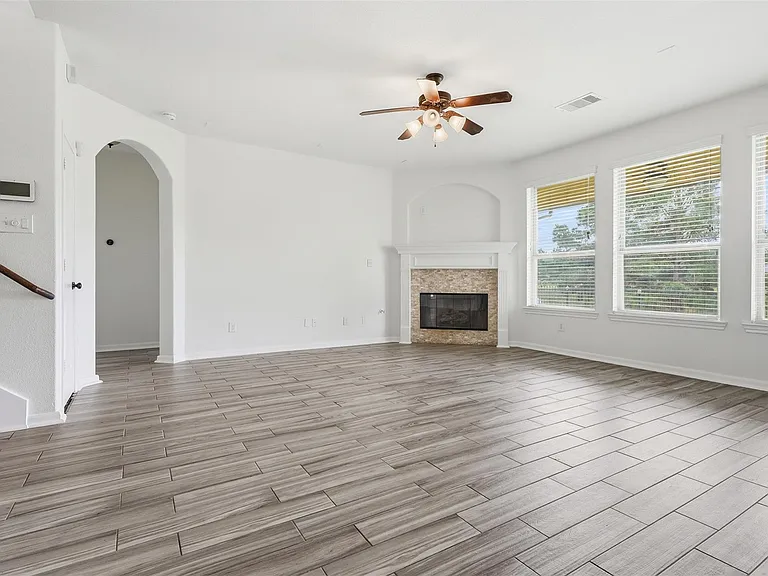 11307 Grand Creek Ln — Photo 4