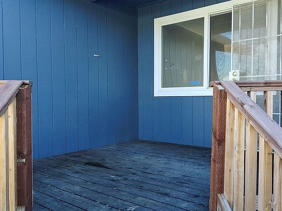 3rd image of 18745 Spyglass Rd