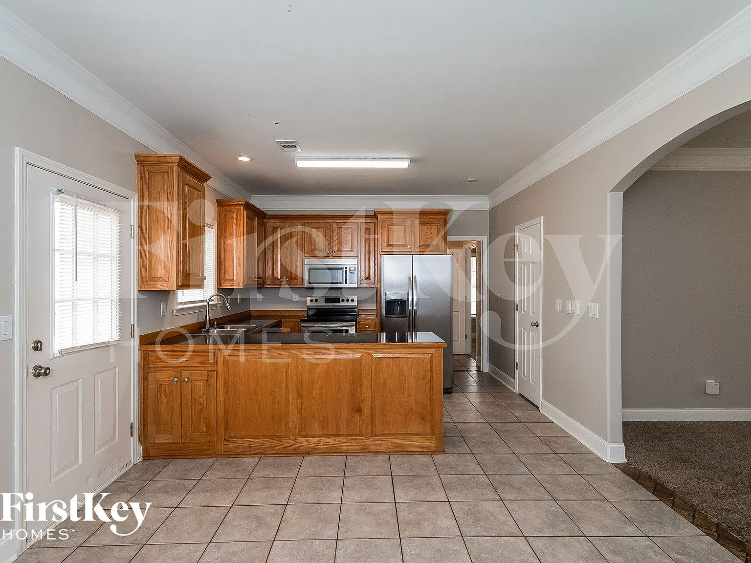 4 bed, 3.0 bath, 1925 sqft, $2,265 — Photo 4