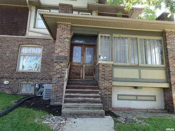 701 Brady St, Davenport, IA 52803