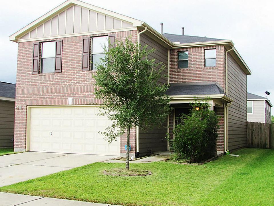 1st image of 2735 Oriole Wood Ct