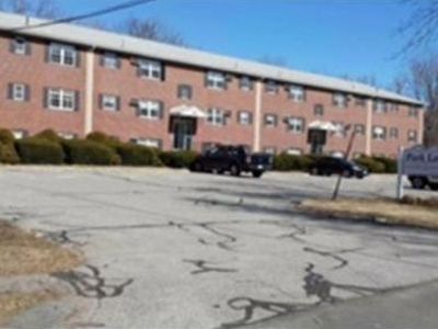 15 Lafayette Ave APT B4, Danvers, MA, 01923