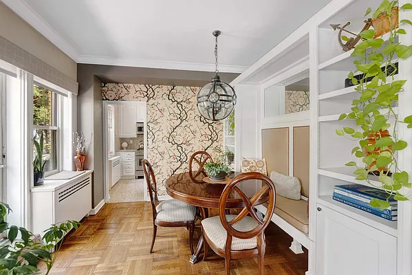 Sold by Compass | media 7