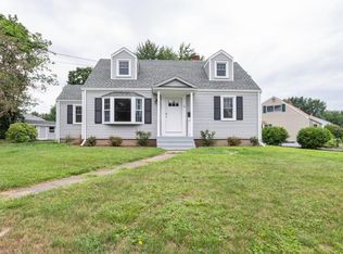26 Meadow Rd, Northborough, MA 01532