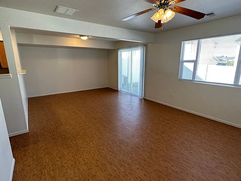 330 Arkel Way — Photo 5